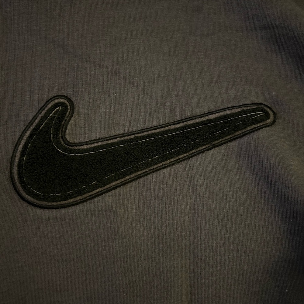 Nike Gray Hoodie for Men. Sz XXL. Good shape. - Picture 2 of 3